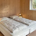 Дом отдыха Beautiful In With Wifi